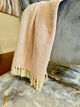 Load image into Gallery viewer, Pink Diamond Weave Soft Cotton Throw